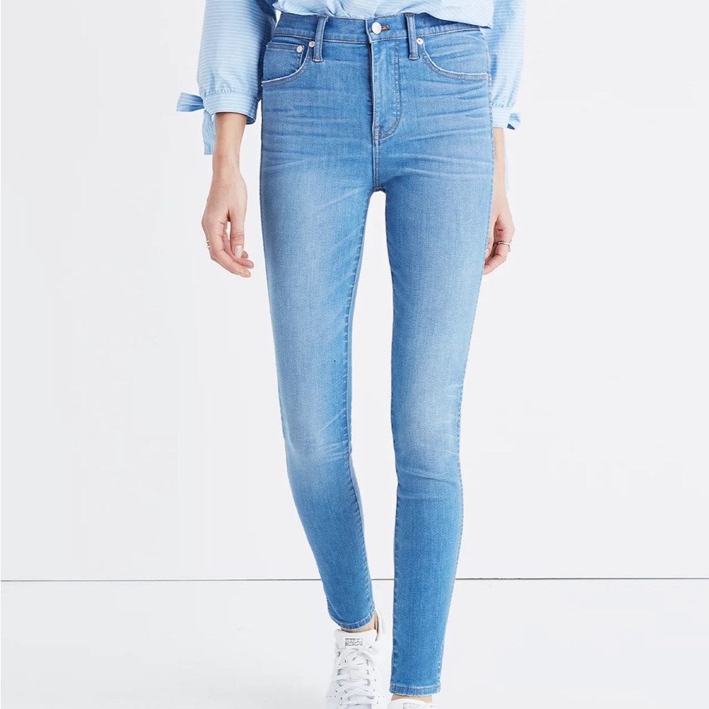 Madewell 10" High-Rise Skinny Jeans in Hank Wash